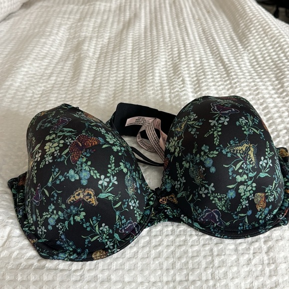 Victoria's Secret Black Floral Print Bra - Picture 3 of 3